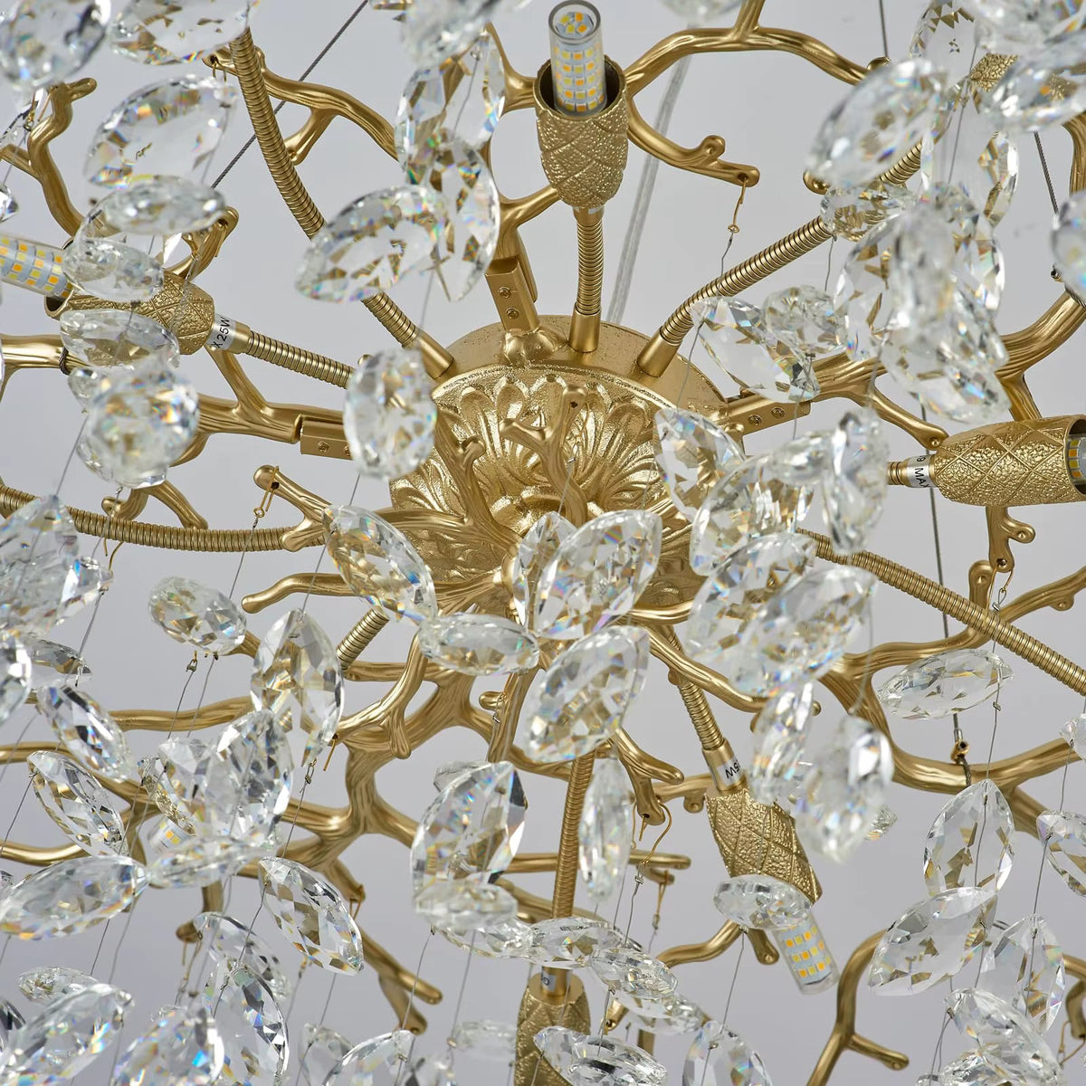 Grand Lustre Salon Moderne en Cristal